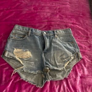 BDG low rise boyfriend shorts